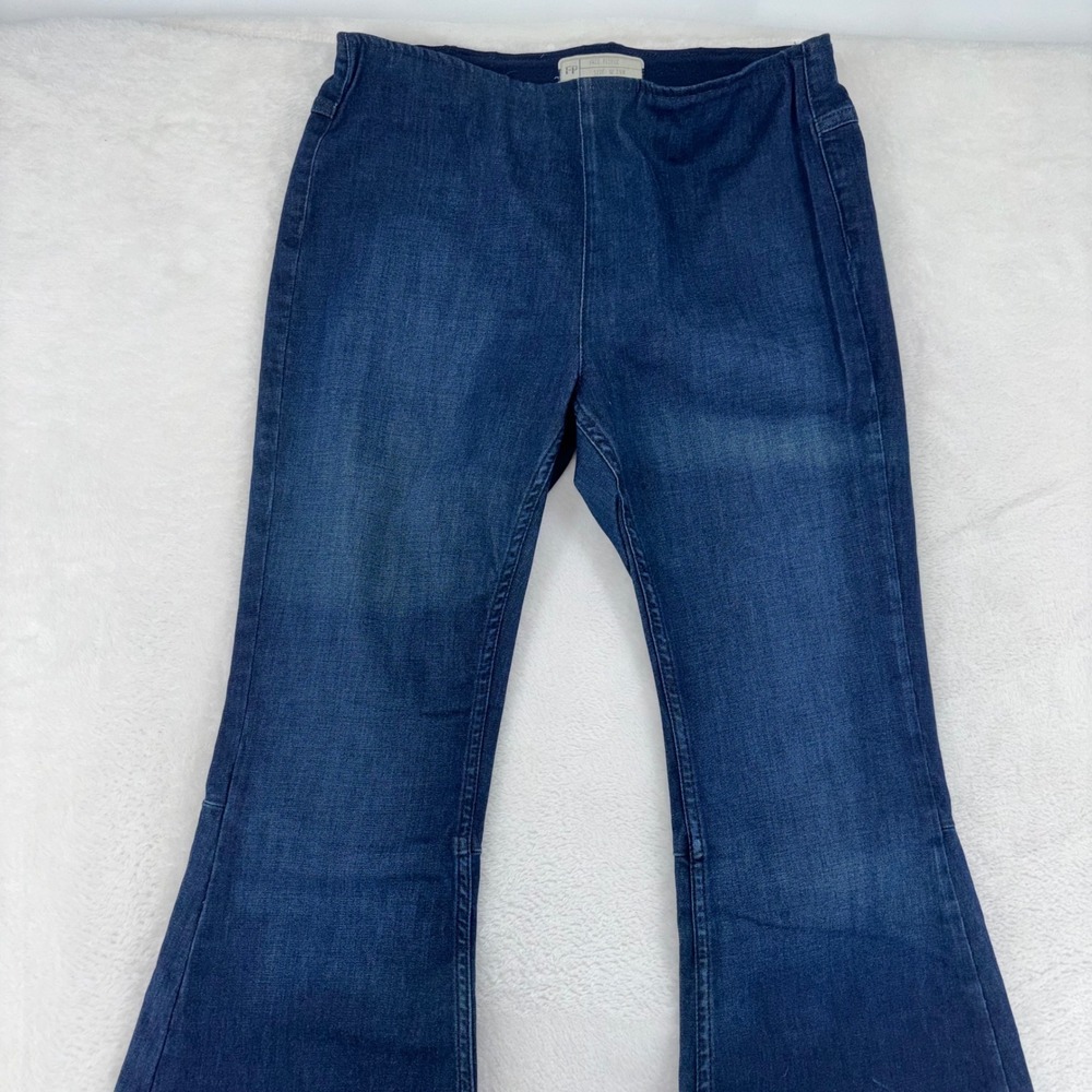 Free People Penny Pull On Flare Jeans Dark Wash Indigo OB826318 Size 29R